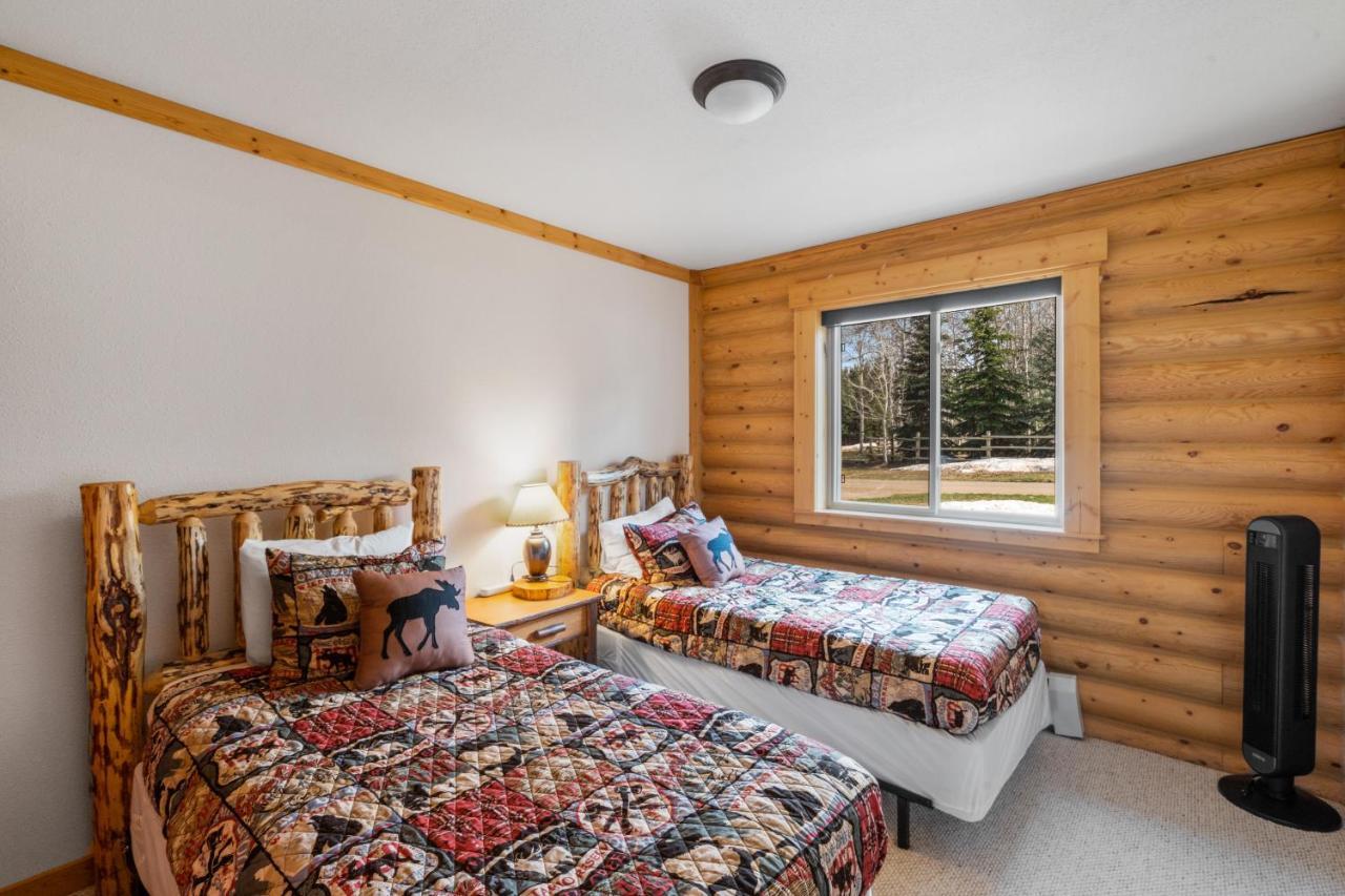 Lazy Fox Cabin Вест-Йеллоустоун Екстер'єр фото